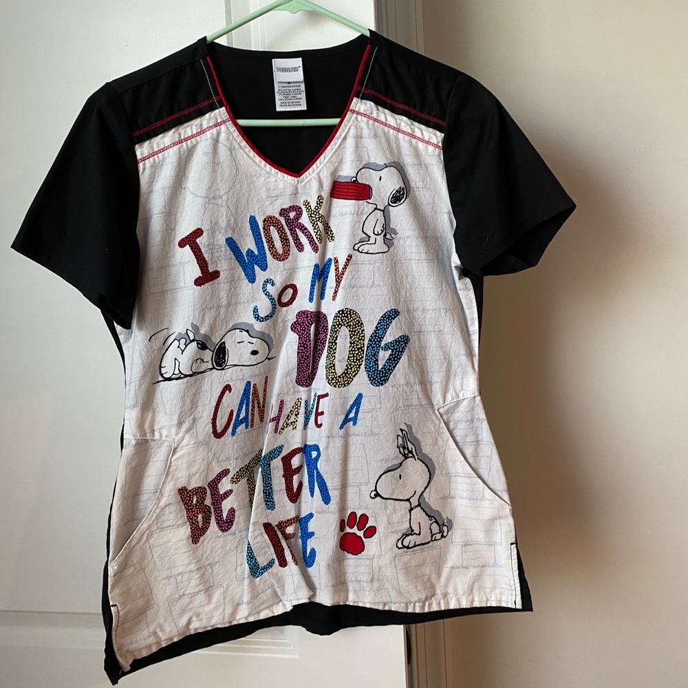Peanuts Snoopy scrub top